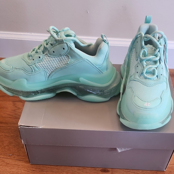 Balenciaga, Women clear sole mint, size 40 sneakers - Picture 5 of 6